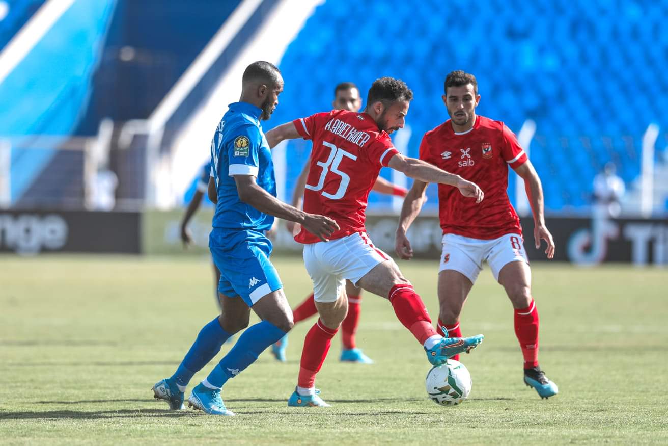 الرد النهائي من كاف على طلب الهلال بزيادة عدد جماهيره في مباراة الأهلي