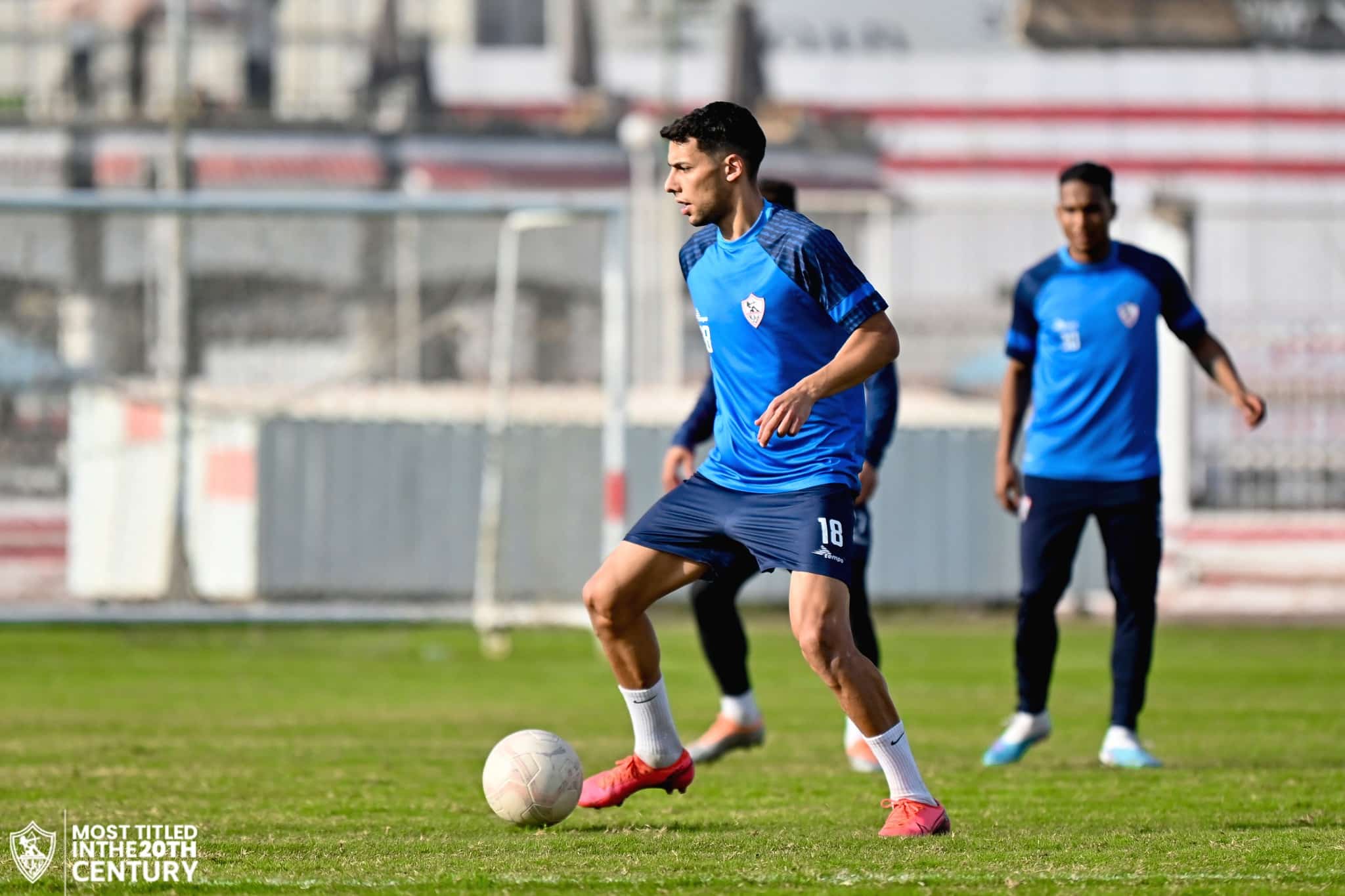 أحمد بلحاج لاعب نادي الزمالك