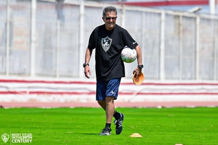 خوان كارلوس أوسوريو مدرب الزمالك