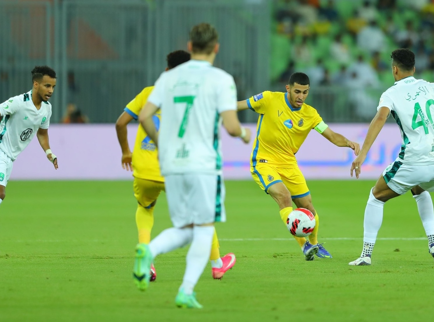 ماني ضد فيرمينو..موعد مباراة النصر والاهلي اليوم والقنوات الناقلة في الدوري السعودي