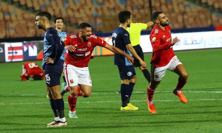 بيراميدز يتحرك للتعاقد مع نجم الاهلي السابق خلال يناير المقبل..مفاجأة للجماهير