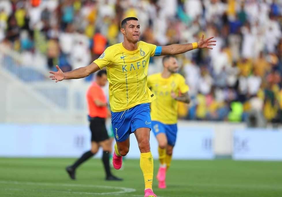 بعد إصابته أمام ‎بيرسبوليس..رونالدو يثير قلق إدارة النصر قبل مواجهة الهلال