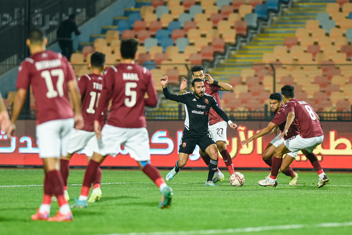 الاهلي يحسم موقفه النهائي من التعاقد مع مهاجم سيراميكا كليوباترا