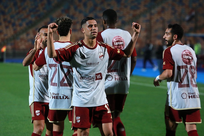 الأهلي يكشف عن موقف نجمه من المشاركة أمام الزمالك في الدوري المصري